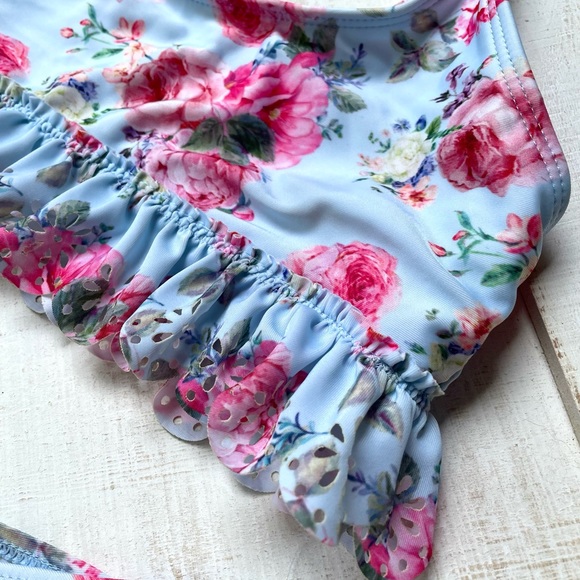 Blue Ruffle Floral Bikini Set - Picture 2 of 8